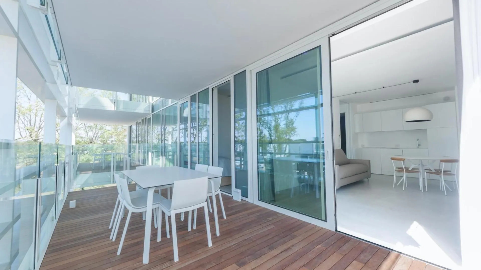 The Summer Houses Apartment ليدو دي يسولو
